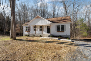 7208SherwoodForestDr 5